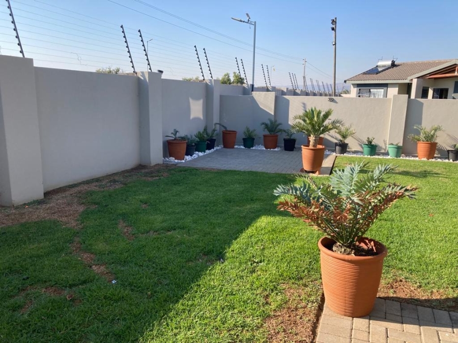 3 Bedroom Property for Sale in Waterkloof East North West